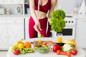 Atkins Diet คืออะไร? เหมาะกับใคร? เจาะลึกการลดน้ำหนักที่เน้นโปรตีน เพิ่มไขมันดี